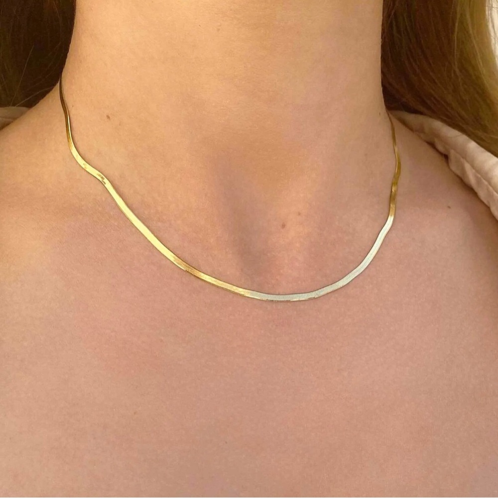 ITALY 14k Gold Herringbone Chain